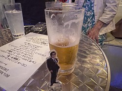 お酒は飲めない私だけど、この日は飲みたい気分で、ノンアルビール。アルコールがダメなだけで、ビールの味そのものは嫌いじゃないです🍺